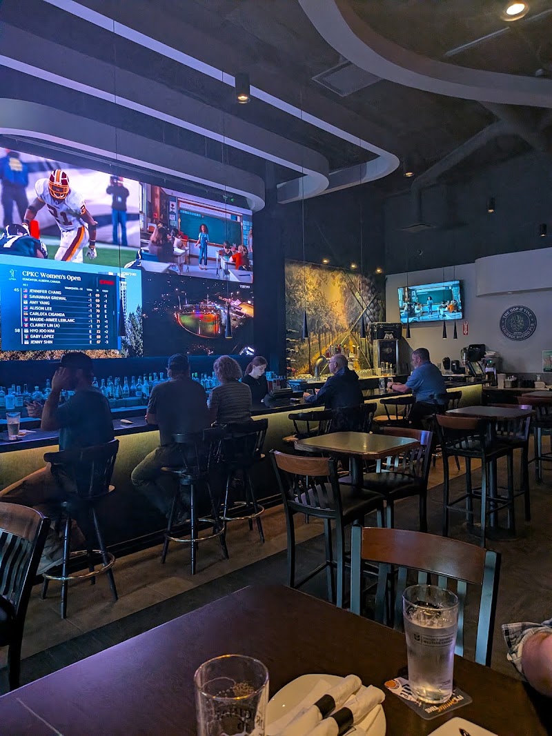 Hop & Vine Neighbourhood Pub photo 5