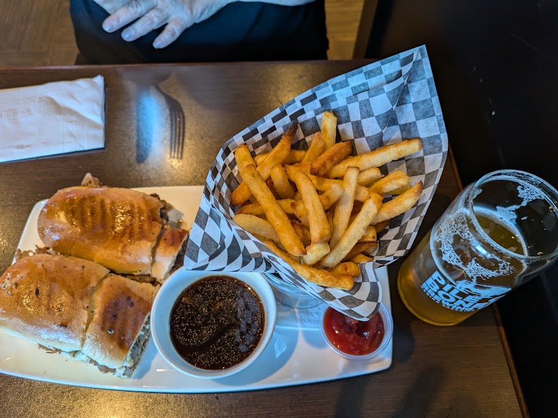 Hop & Vine Neighbourhood Pub photo 7