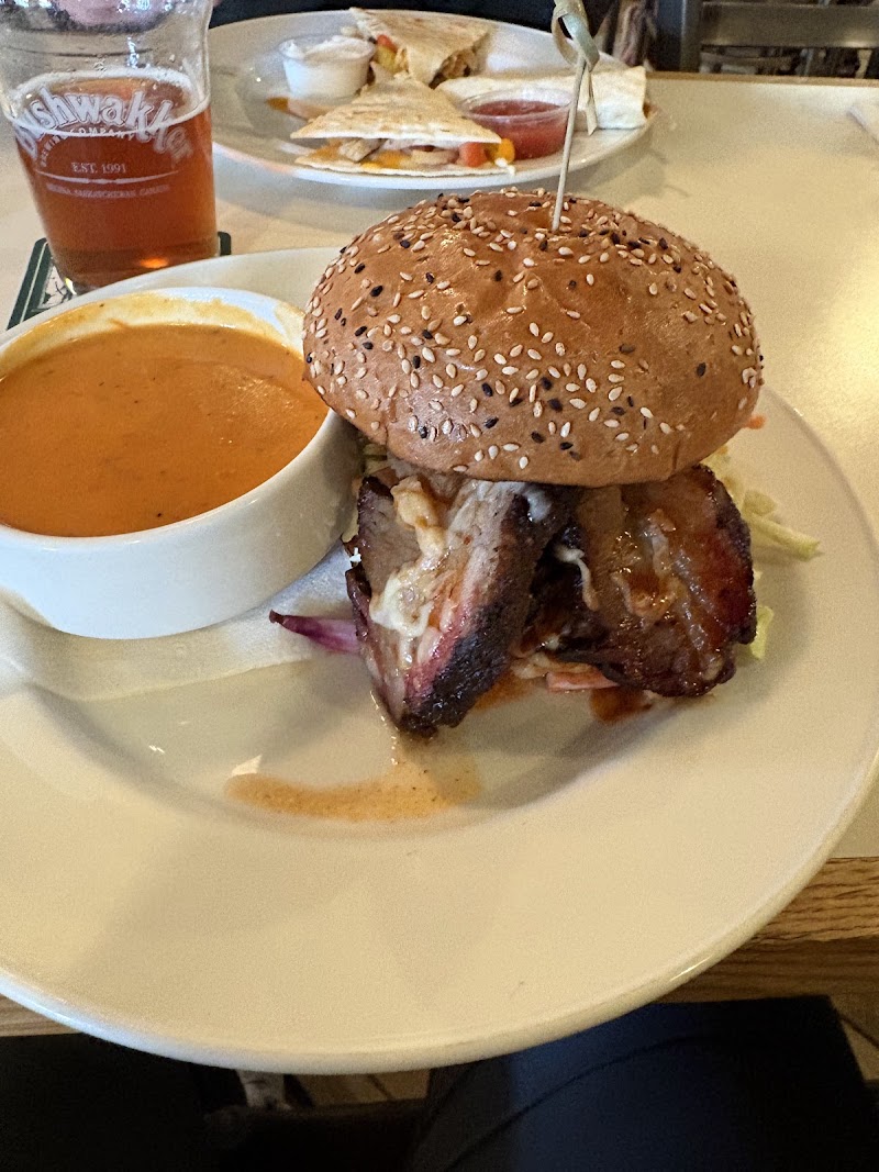 Bushwakker Brewpub photo 6