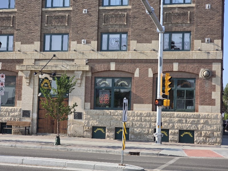 Bushwakker Brewpub photo 5