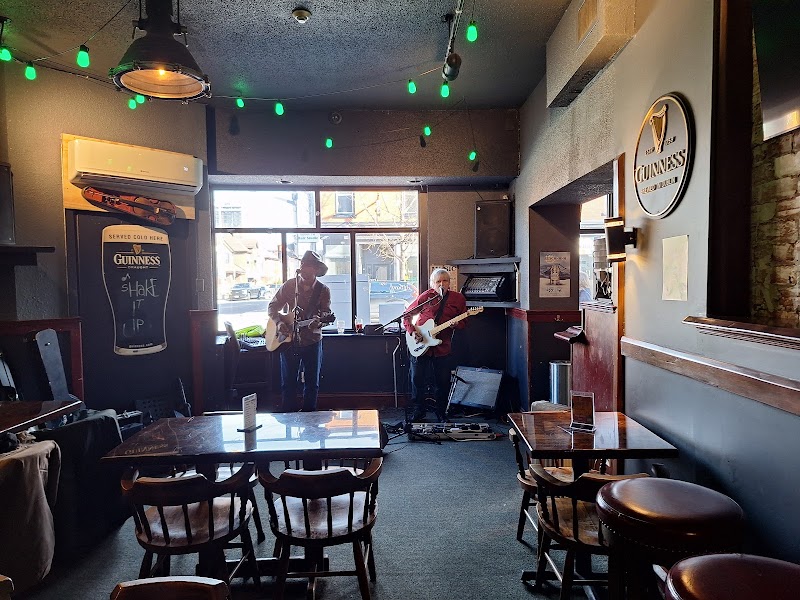 Cat & Fiddle photo 3