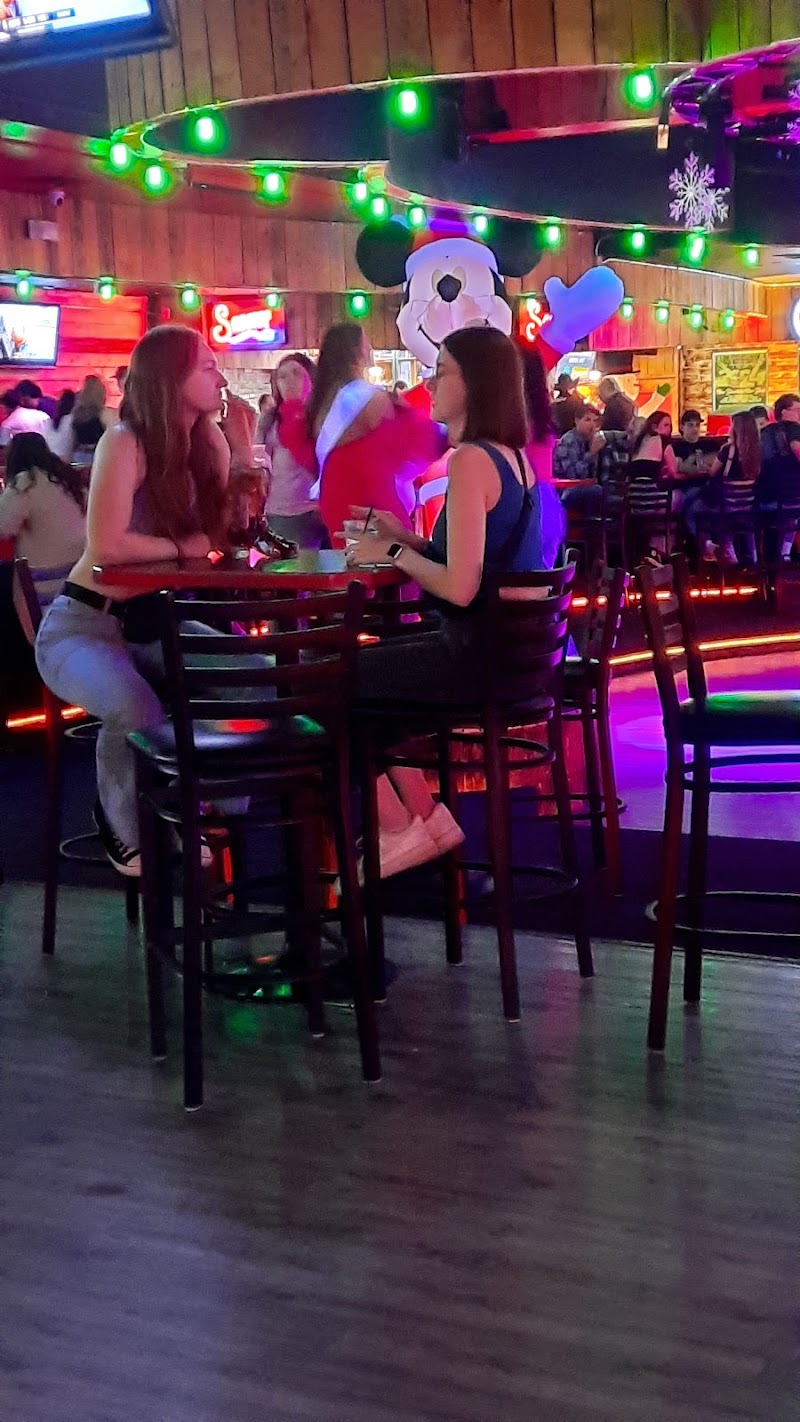 Outlaws Country Rock Bar photo 5