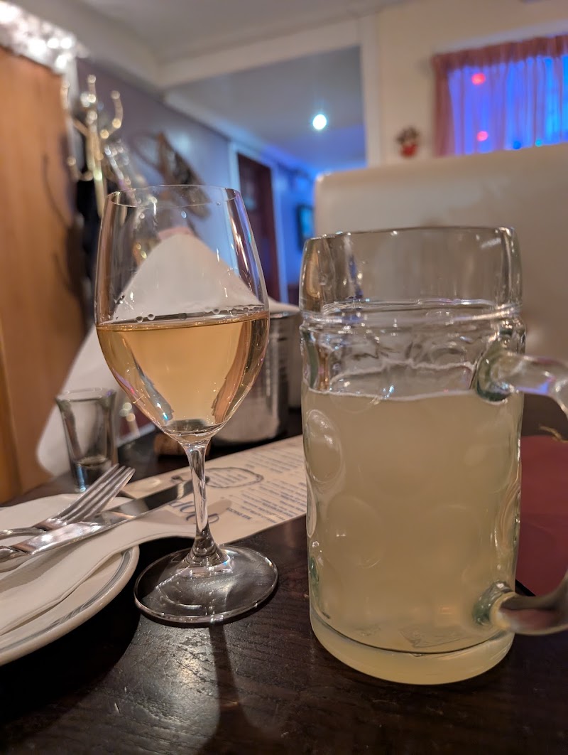 POP Wine Bar photo 4