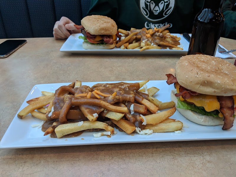 Se7en 33 Bar & Grill photo 6