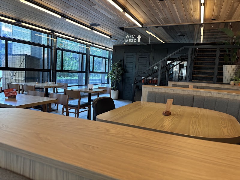 Everyside - Social Eatery & Taphouse photo 5