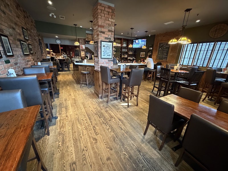 Stout Irish Pub photo 4