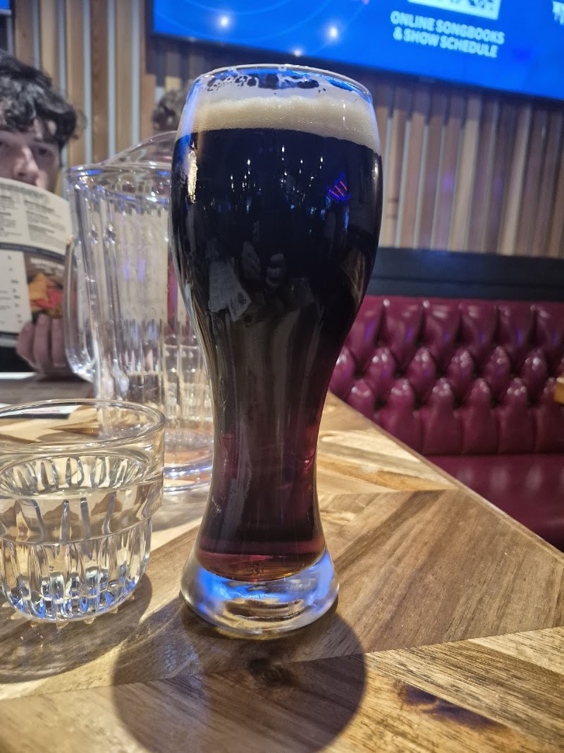 WINGS Restaurants & Pubs - Port Moody photo 7