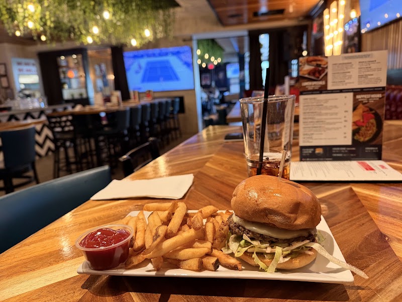 WINGS Restaurants & Pubs - Port Moody photo 3