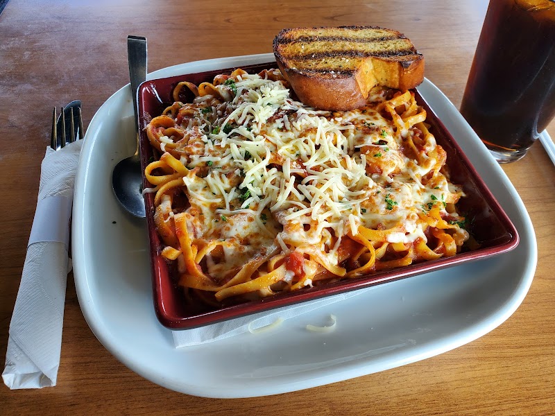 Boston Pizza - Kinderlsey photo 2