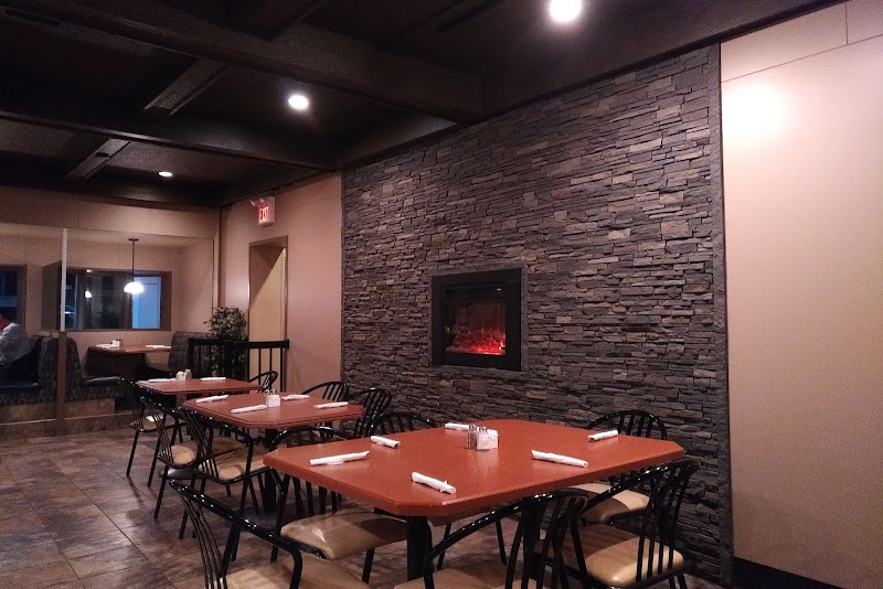Coliseum Mediterranean Grill photo 3