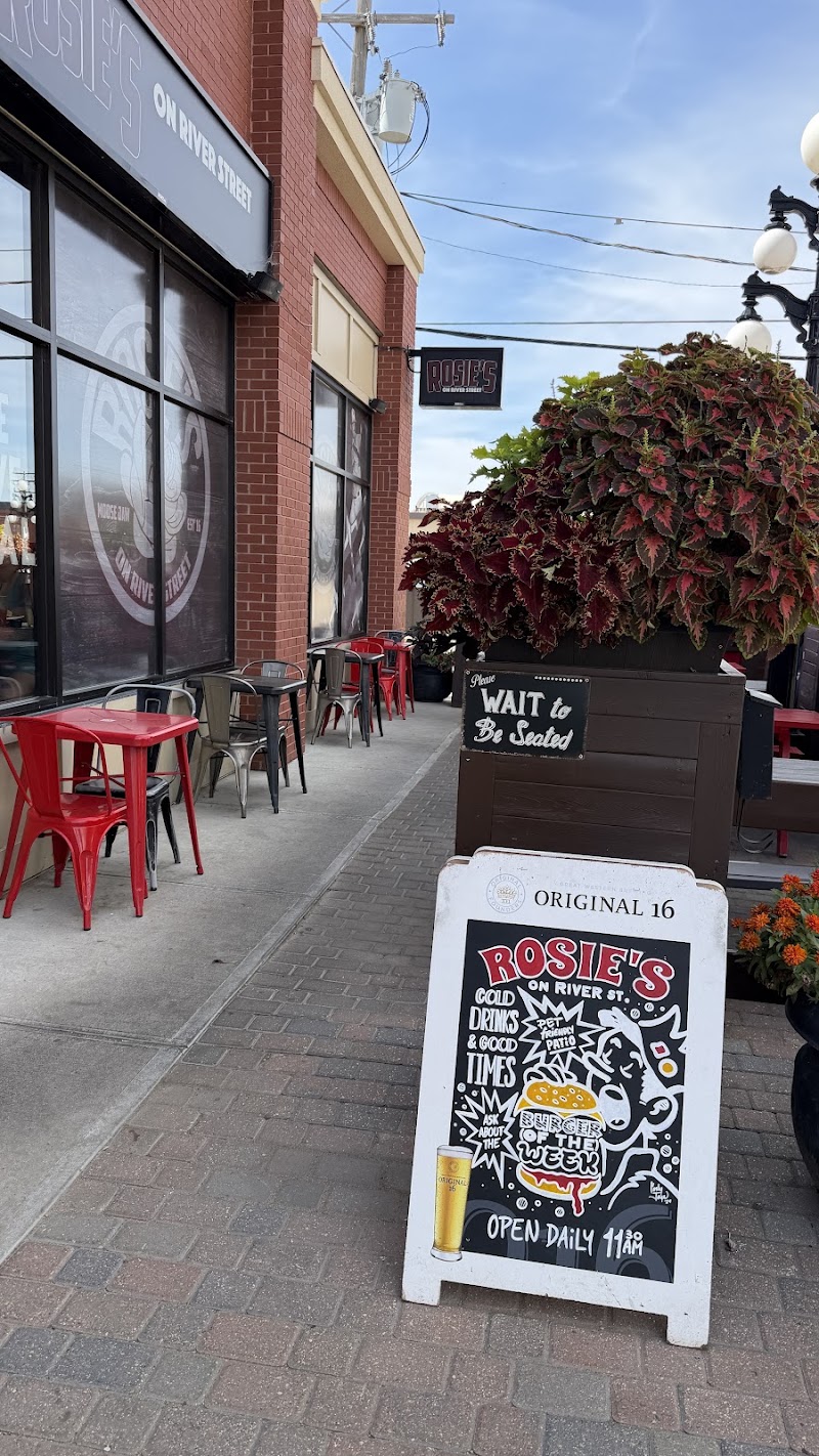 Rosie's on River Street photo 5