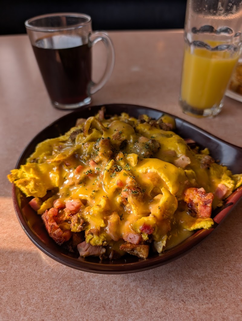 Humpty's Big Plate Diner - Kindersley photo 4