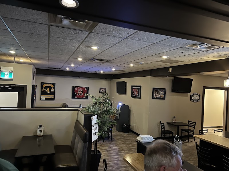 Broadways Lounge photo 5