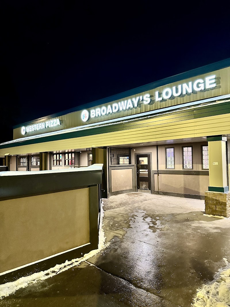 Broadways Lounge photo 9