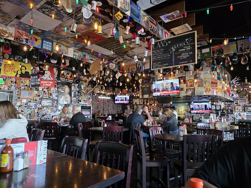 Leopold's Tavern - Regina South photo 4