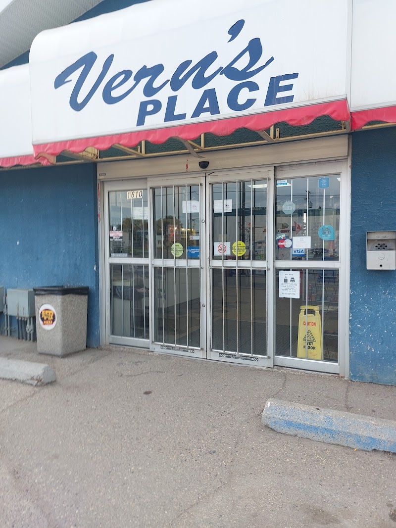 Vern's Pizza photo 6