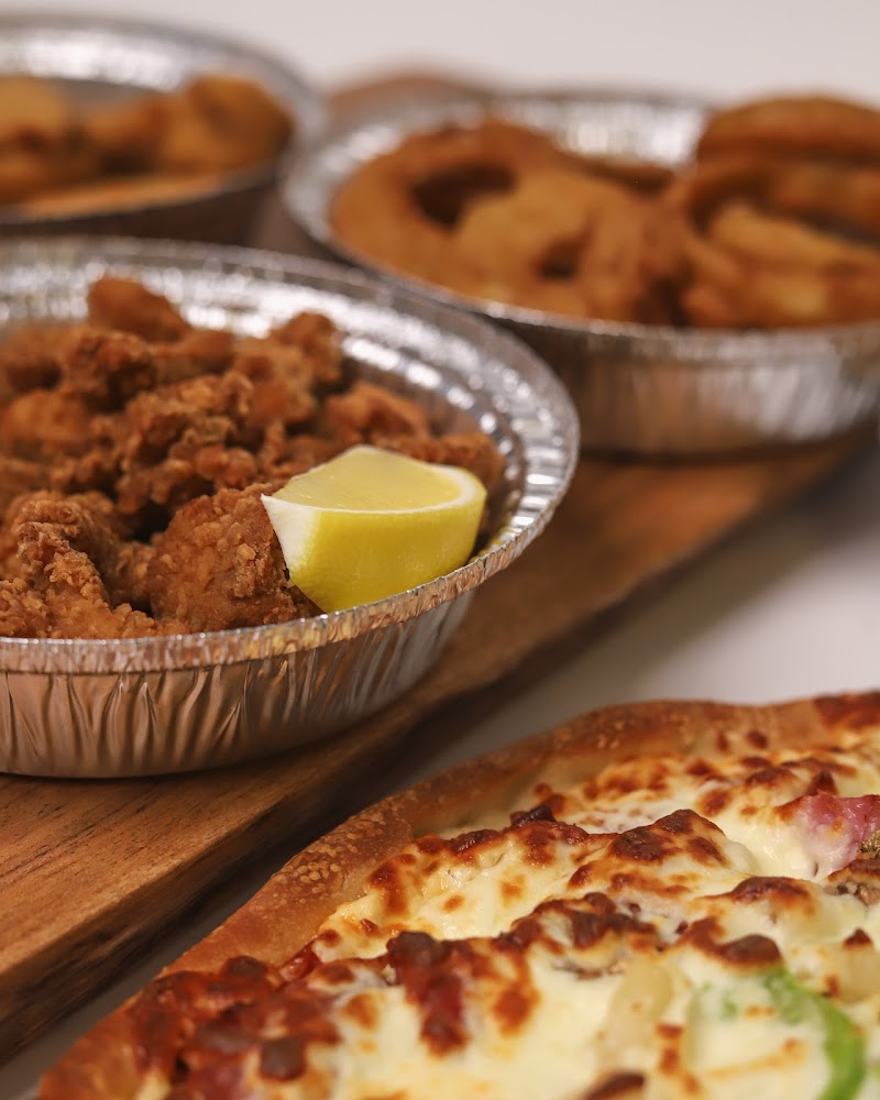 Vern's Pizza photo 9