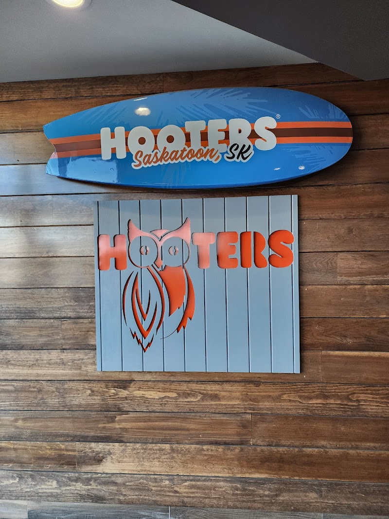 Hooters Saskatoon photo 9