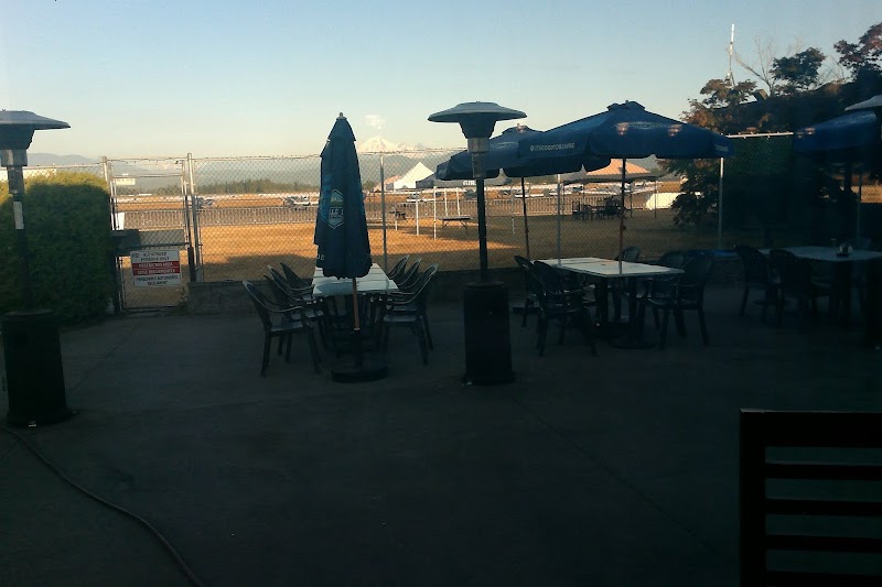 Baron’s Bistro photo 3