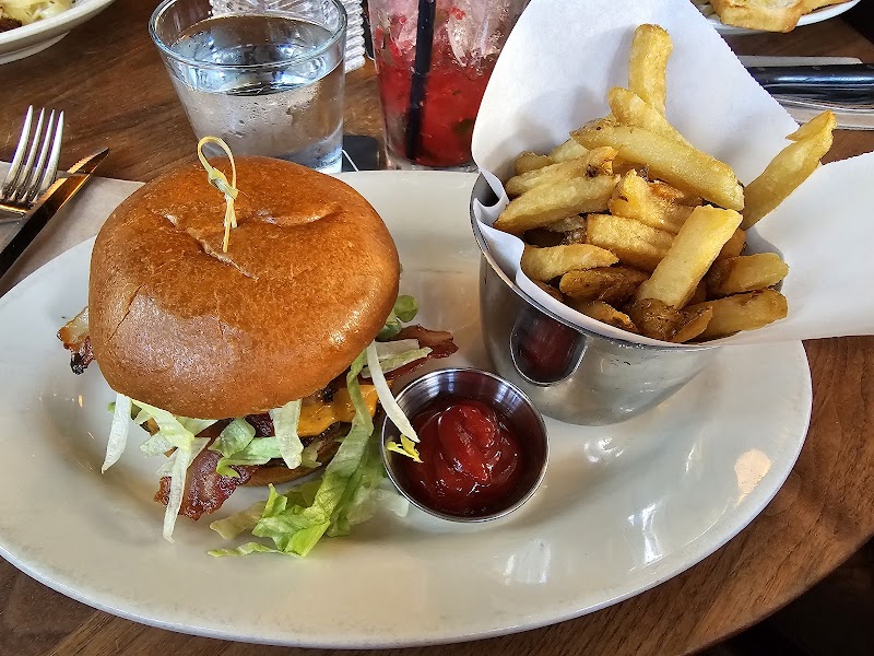 Brown’s Socialhouse photo 4