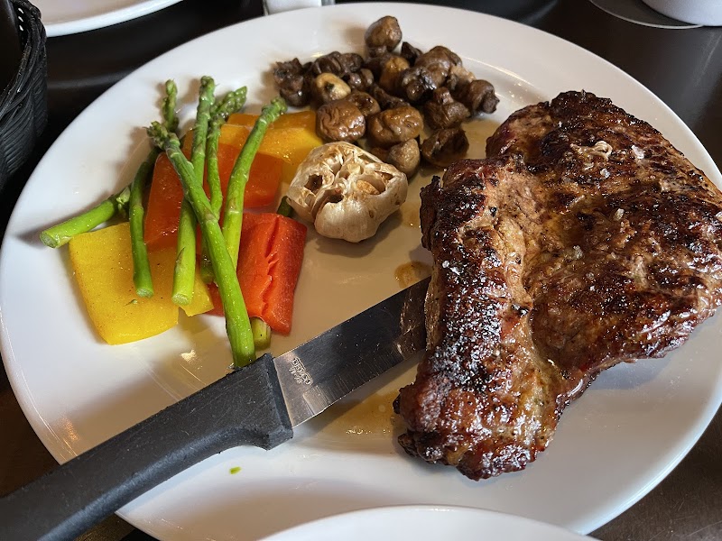 Lou’s Grill photo 5