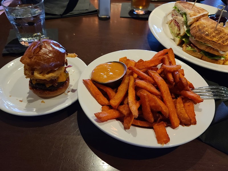 Lou’s Grill photo 7