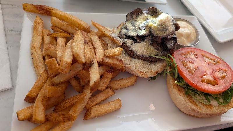 Bin 4 Burger Lounge photo 5