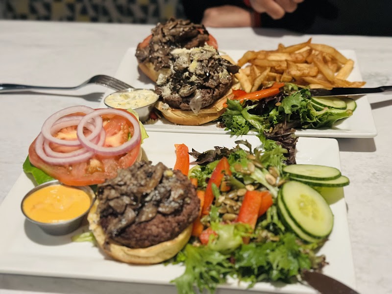 Bin 4 Burger Lounge photo 8