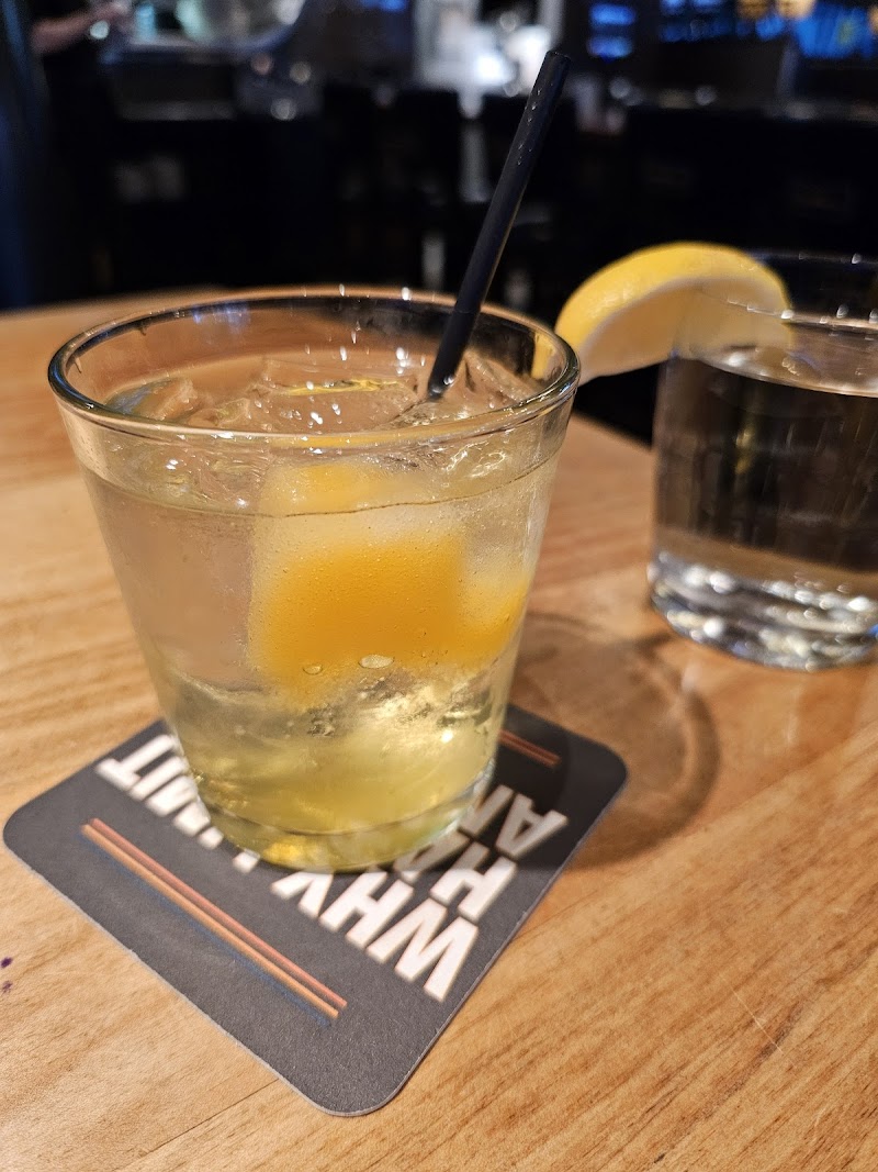 Browns Socialhouse Brentwood photo 10
