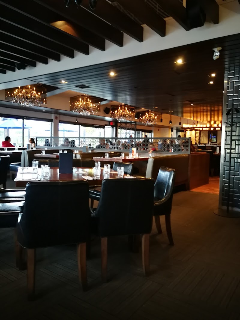 Earls - 16th Ave photo 9