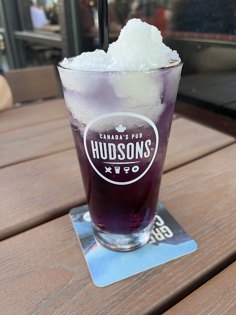 Hudsons Downtown photo 3