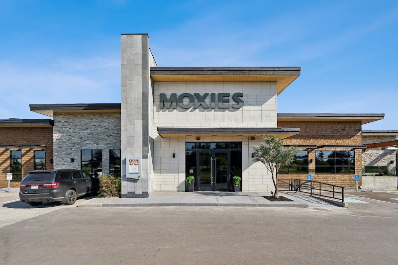 Moxies Barlow & McKnight