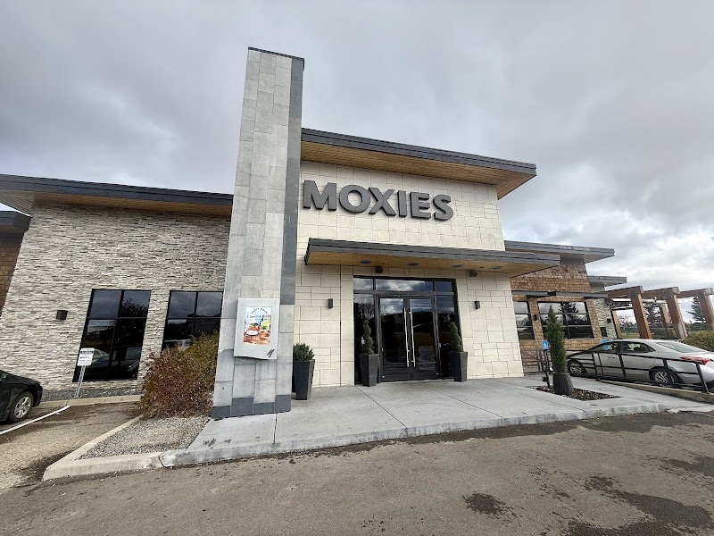 Moxies Barlow & McKnight photo 7