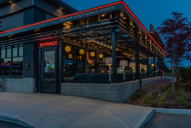 Brown’s Socialhouse – Schoolhouse
