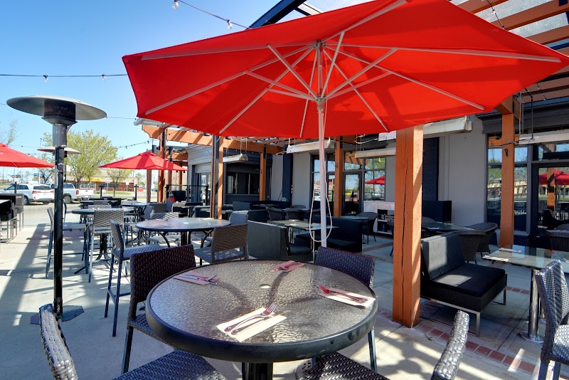 Earls 170th St