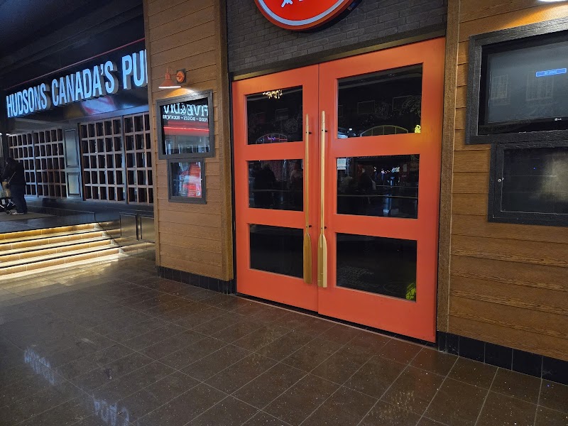 Hudsons Bourbon Street photo 5