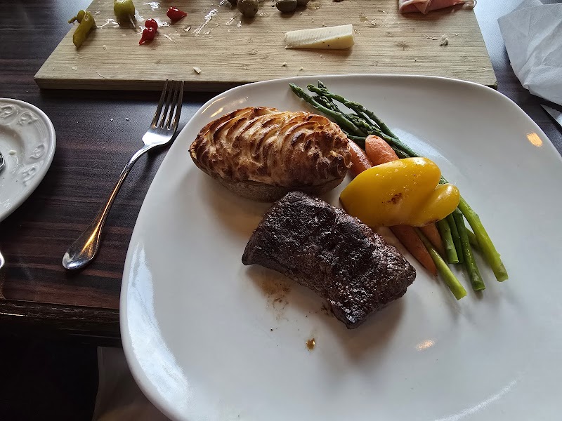 Sawmill Prime Rib & Steak House photo 7