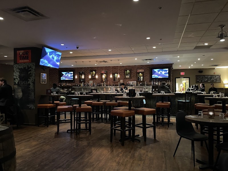 Underground Tap & Grill photo 4