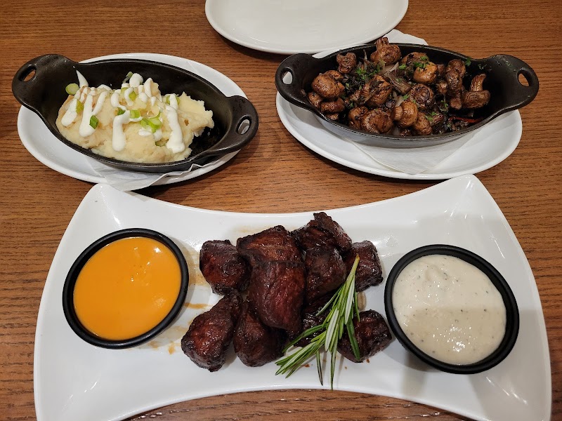 Chop Steakhouse & Bar photo 4