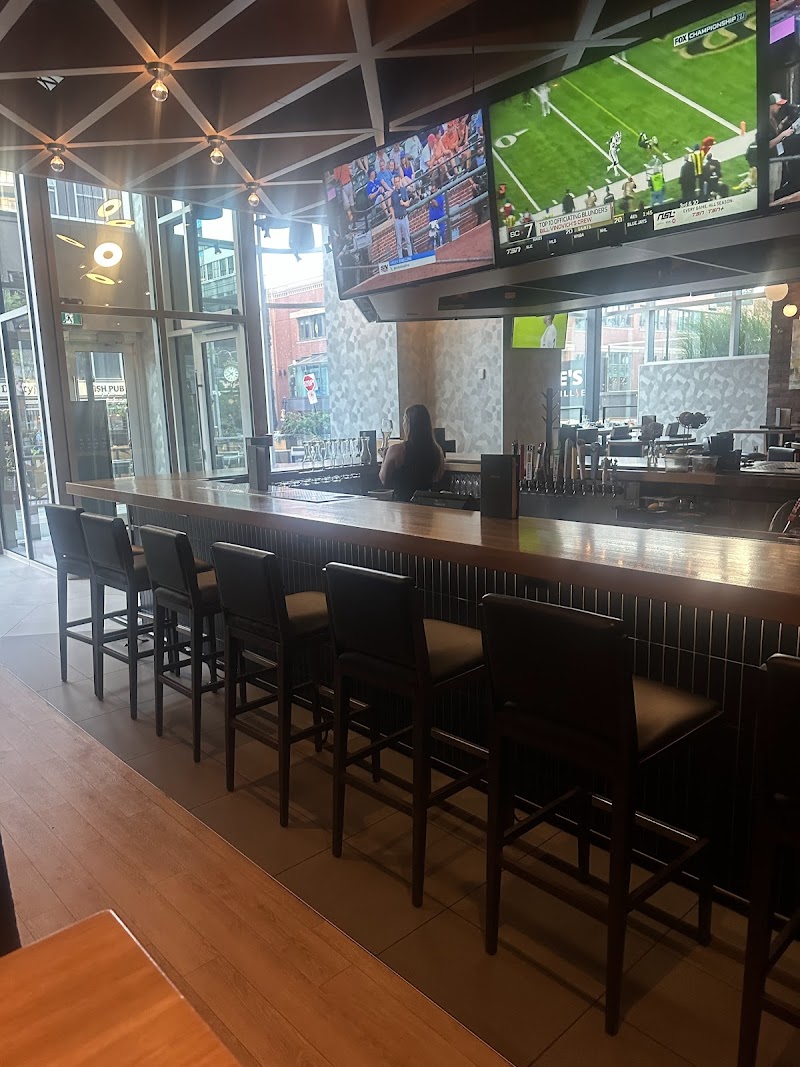 Moxies Halifax photo 4