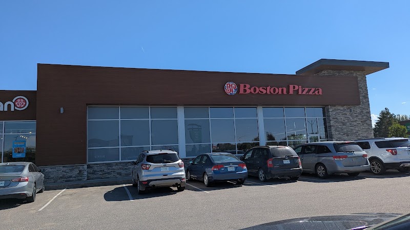 Boston Pizza - 8th St.