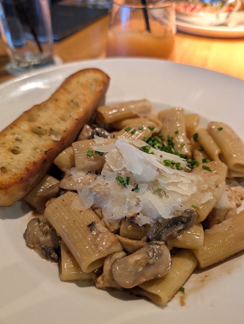 Moxies photo 9