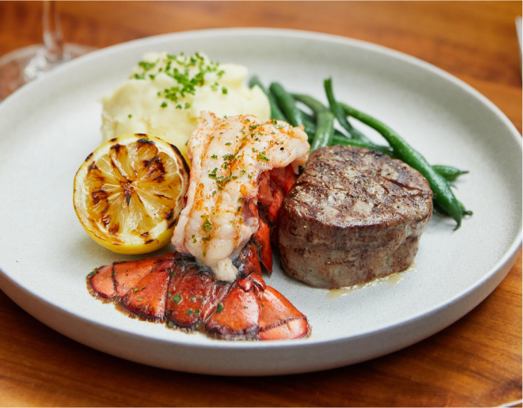Cactus Club Kelowna Yacht Club photo 2
