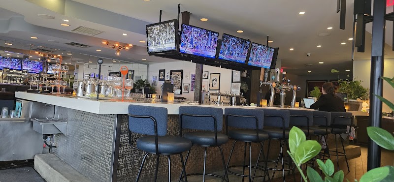 Earls Kitchen + Bar photo 2