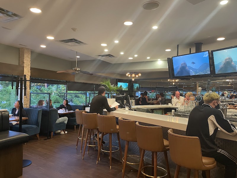Earls Kitchen + Bar photo 8