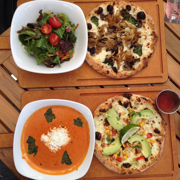 Famoso Pizzeria + Bar photo 8