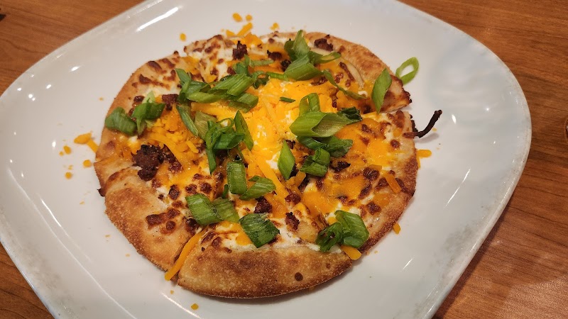 Boston Pizza - 51st St. photo 4