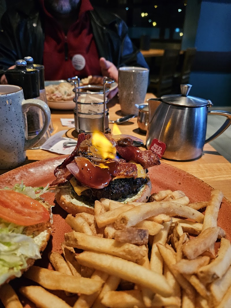 Milestones Grill + Bar photo 5