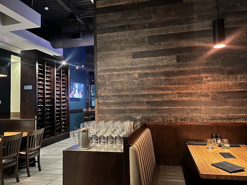 Milestones Grill + Bar photo 10