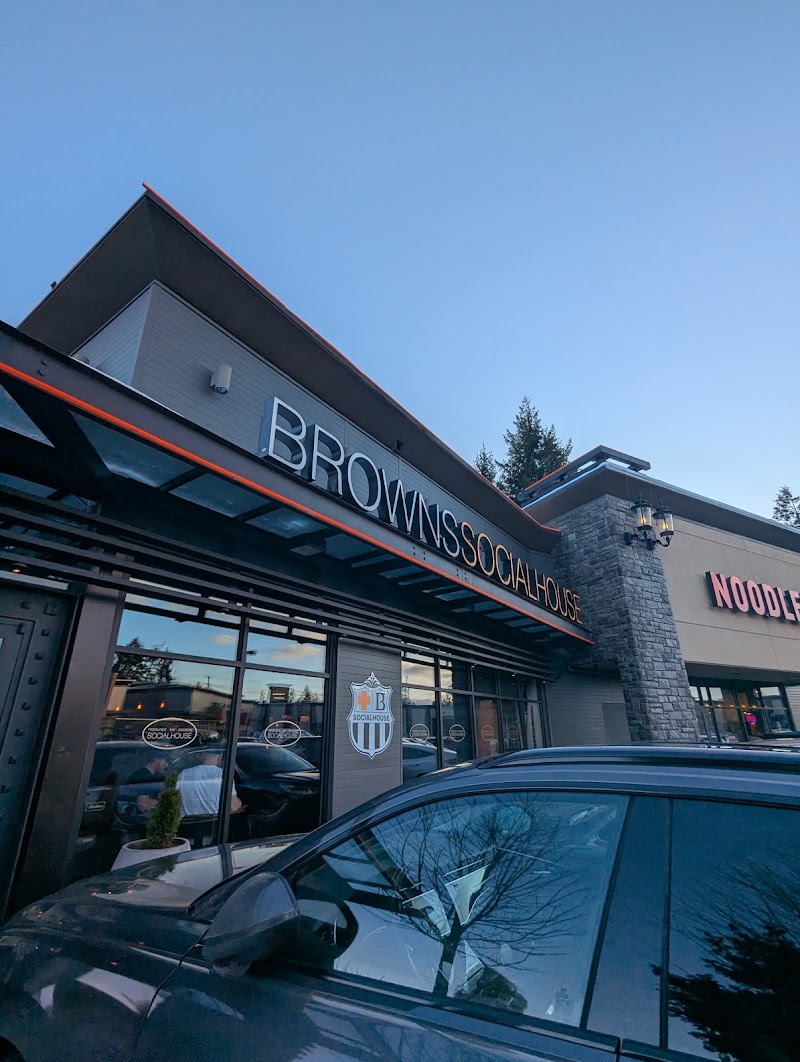 Browns Socialhouse Nanaimo North photo 6